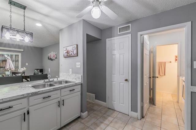 Building Photo - 4535 Alamosa St