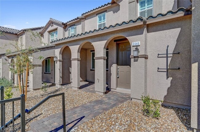 Building Photo - 3548 Dimora St