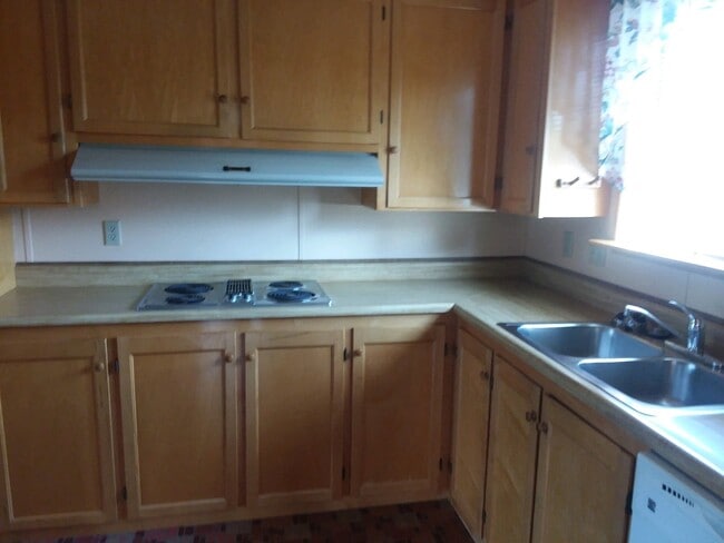 Building Photo - 2 Bedroom/2 Bath Modular Home Available Now!