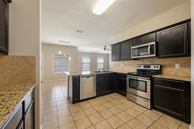 Building Photo - 8228 Windsor Forest Dr