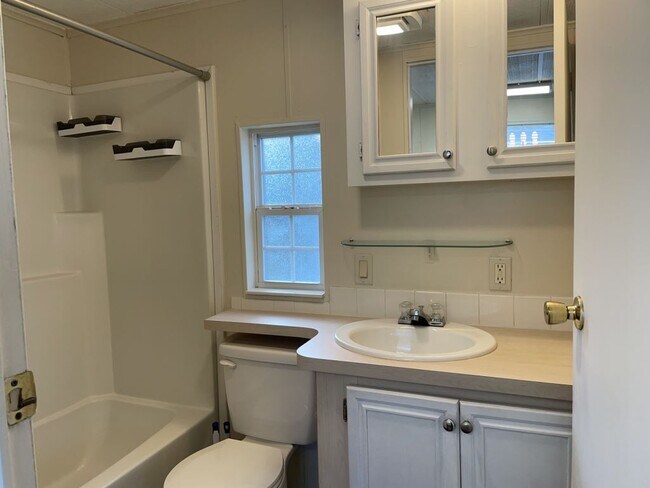 Building Photo - 36010 Sand Rd