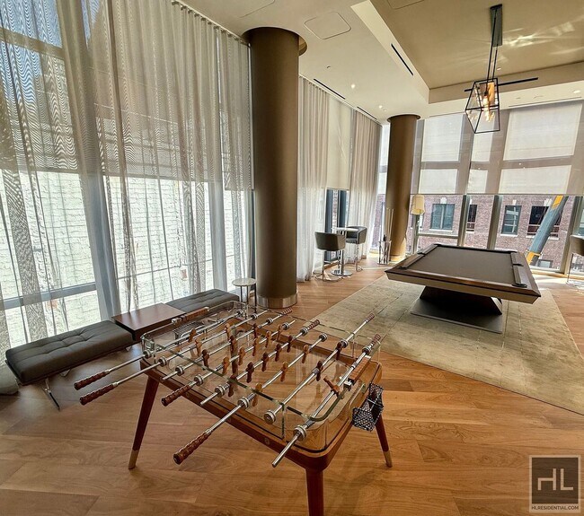 Building Photo - SUNNY NO FEE STUDIO IN THE LUXURY SUMMIT NYC
