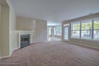 Building Photo - 363 St Andrews Pl