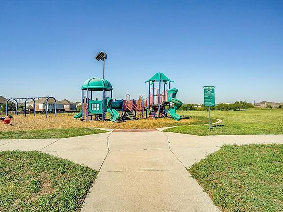 Building Photo - 2353 Clairborne Dr