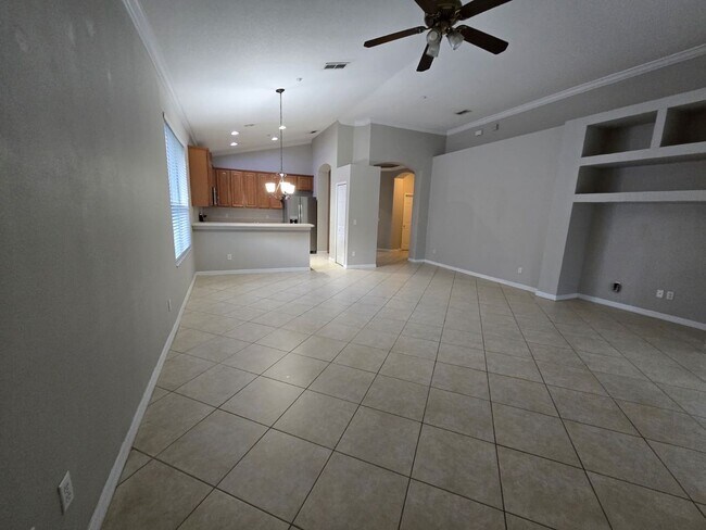 Building Photo - 9437 Leland Dr