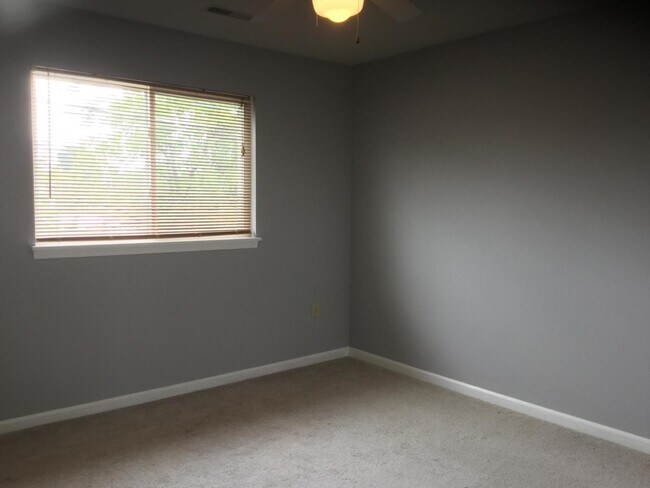 Building Photo - 1544 Timber Creek Dr