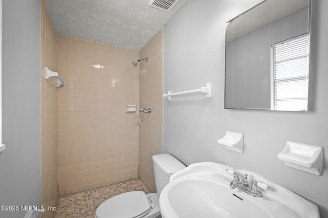 Building Photo - 5153 Seaboard Ave