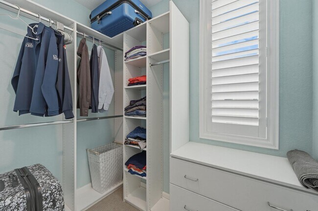 Building Photo - 2081 Acara Cir