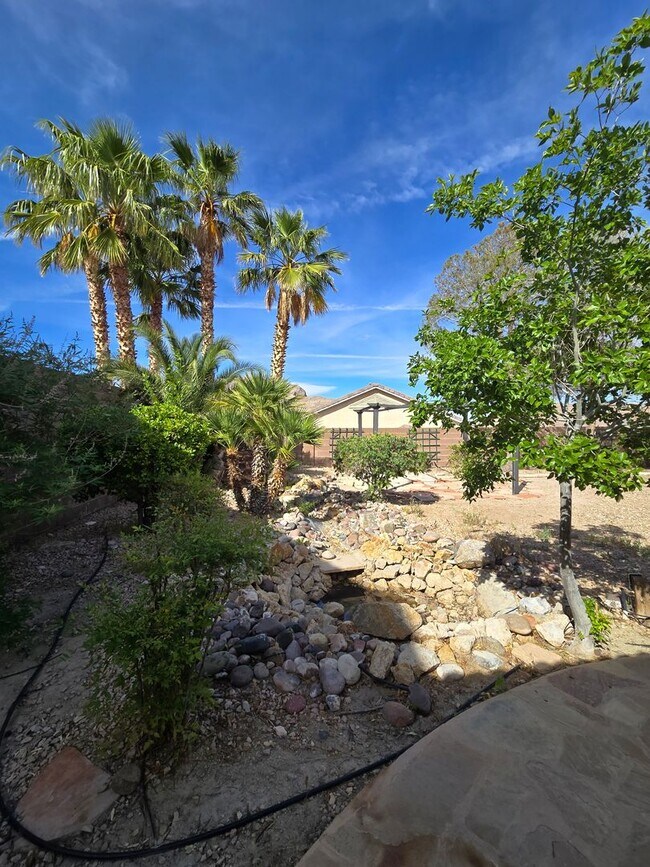 Building Photo - A Fabulous single story home in NW Las Vegas