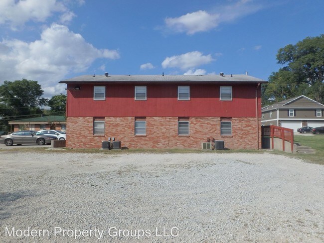 Building Photo - 120 W Ash St