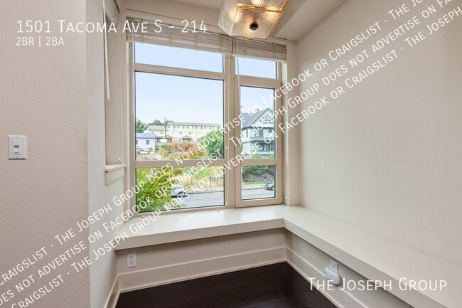 Building Photo - 1501 Tacoma Ave S