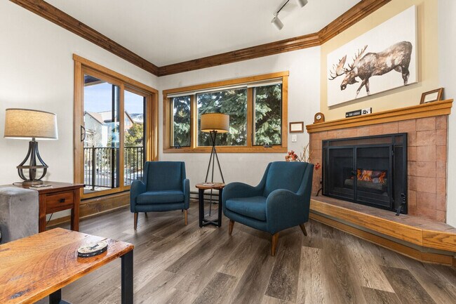 Building Photo - 2200 Apres Ski Way