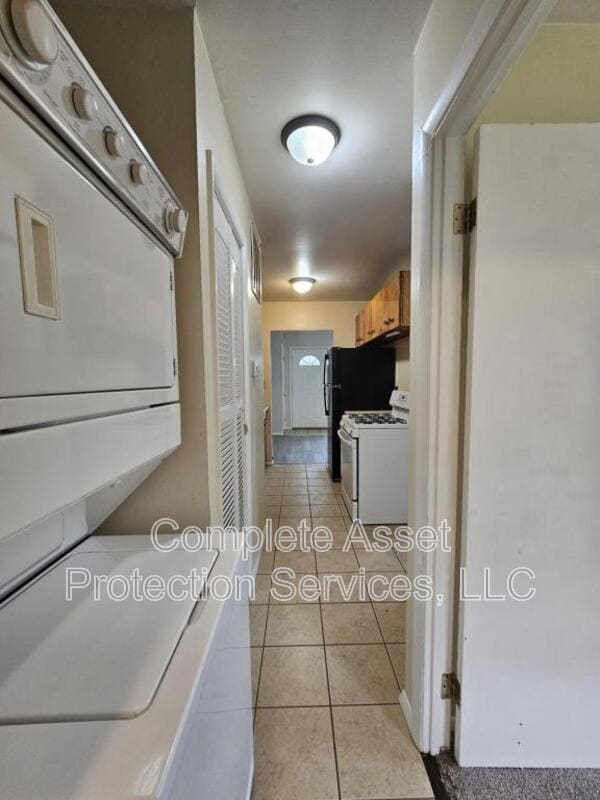Building Photo - 934 N Wood St