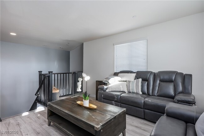 Building Photo - 276 Kindly Way