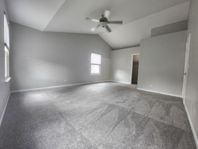 Building Photo - 3832 Baybrook Dr