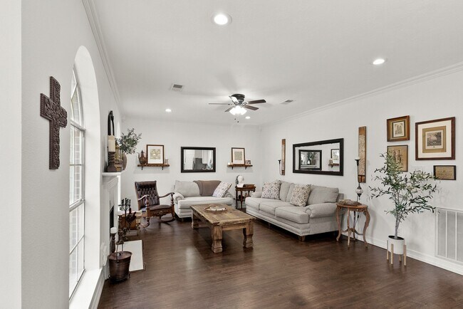 Building Photo - 29735 Spring Terrace Dr