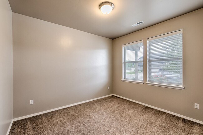 Building Photo - 10268 W Shelborne Dr