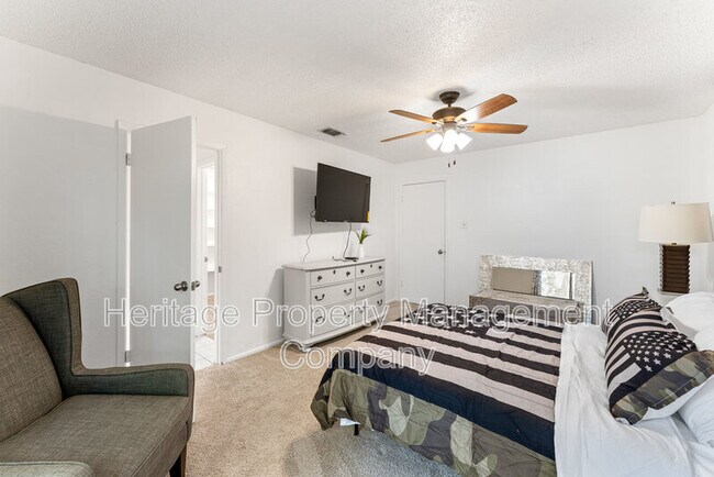 Building Photo - 8730 Timber Cloud St