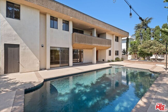Building Photo - 2408 Venus Dr