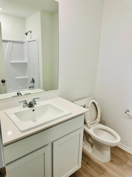 Building Photo - 100 Louisa Ln