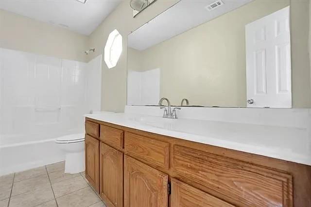 Building Photo - 827 Cornell Ln
