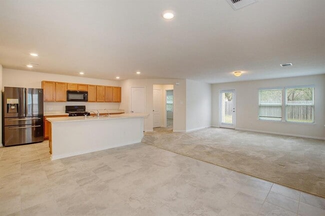 Building Photo - 6855 Knl Spg Wy