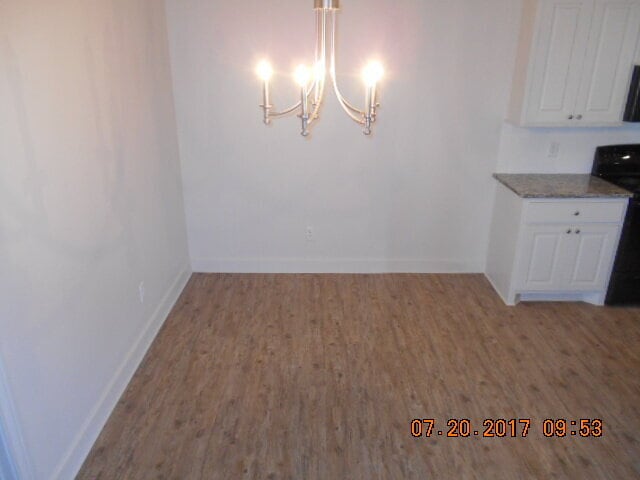 Building Photo - The Finer Things In Life/ The Town Homes o...