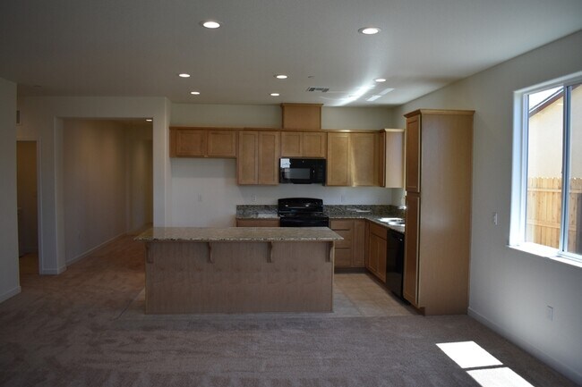 Building Photo - 4851 Mari Cruz Ln