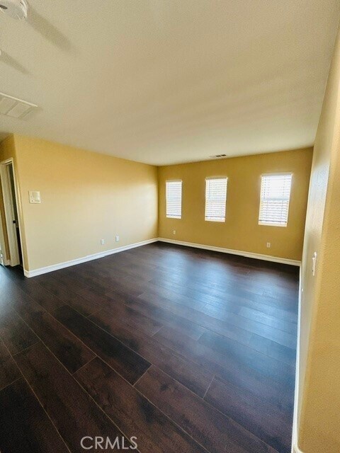 Building Photo - 29050 Alicante Ave