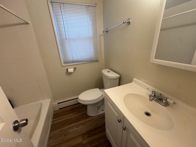 Building Photo - 11-21-21 Ashdown Rd