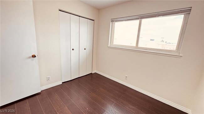 Building Photo - 201 Redstone St