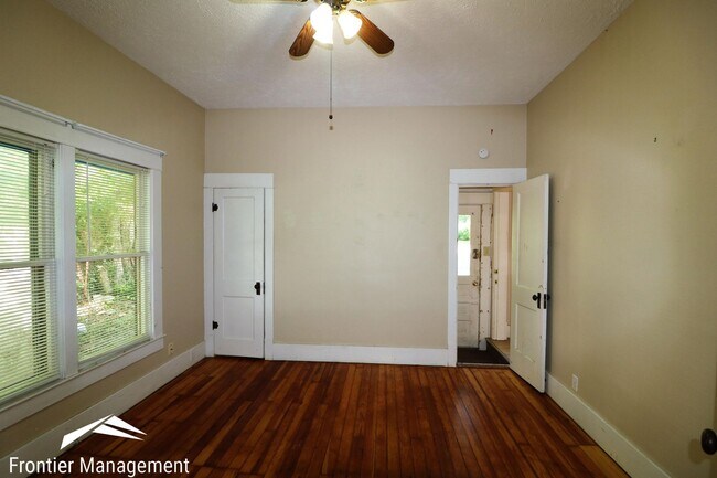 Building Photo - 1010 Ratone St