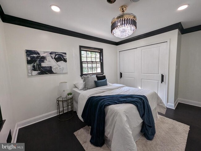 Building Photo - 2208 Wakefield St