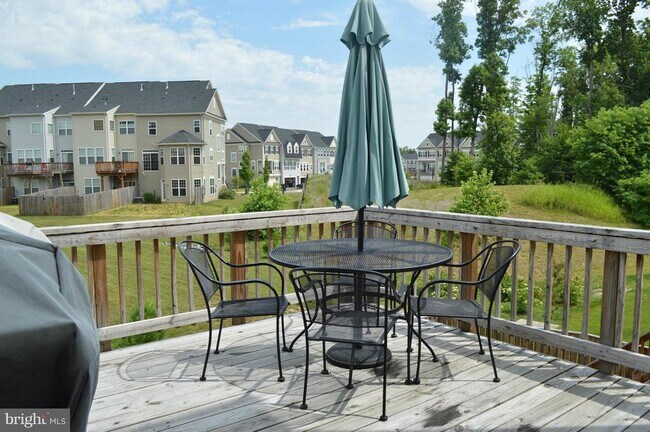 Building Photo - 27 Rapidan Dr