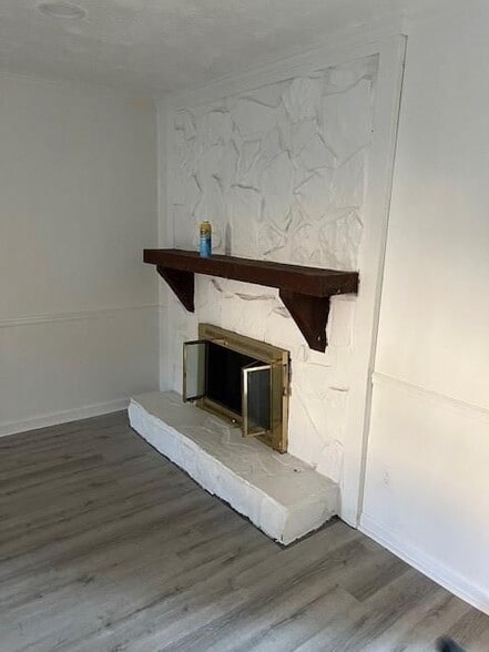 Building Photo - 8253 Canyon Forge Dr