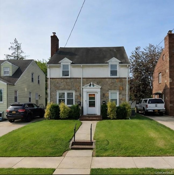 Building Photo - 69 Sheridan Ave