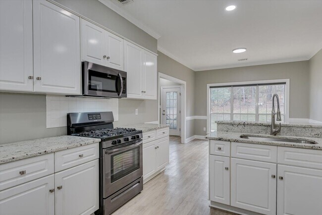 Building Photo - 4604 Brittany Dr