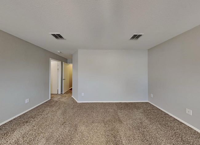Building Photo - 8445 New Castleton Ln