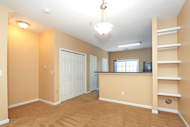 Building Photo - Weddington2664