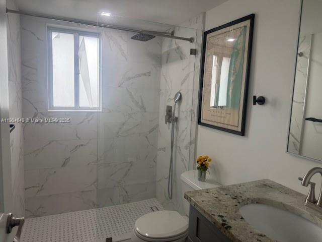 Building Photo - 1700 NW N River Dr