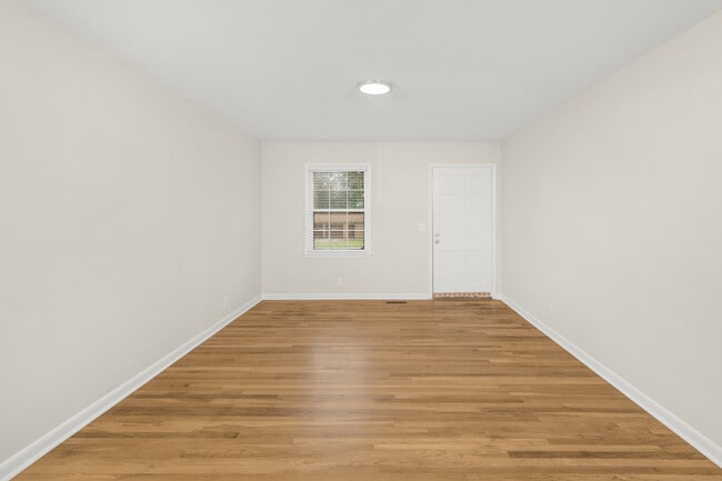Building Photo - 11335 Chicamauga Trail SE
