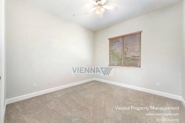 Building Photo - Beautiful 4 Bedroom Home in Catta Verdera