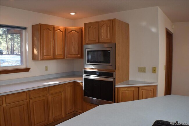 Building Photo - 14540 Rosholt Loop