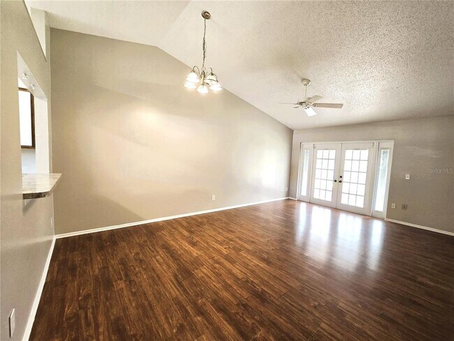 Building Photo - 2407 King Oak Ct