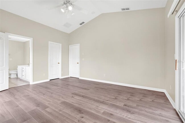 Building Photo - 514 Lake Sumner Dr