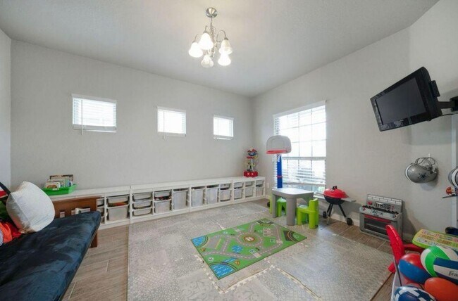 Building Photo - IMPRESSIVE 4 BD/3 BA HOME FOR RENT IN CYPR...