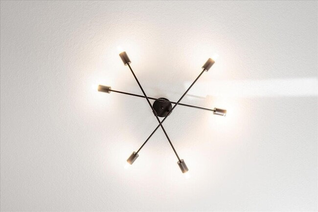 Building Photo - 3526 Angler Dr