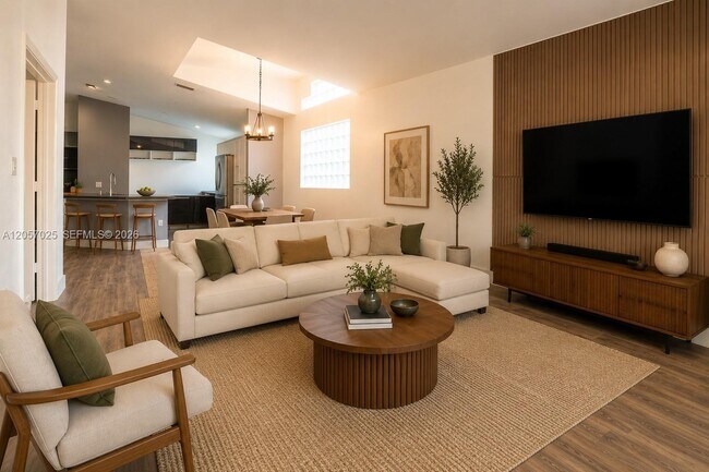 Building Photo - 16410 Sapphire Bend
