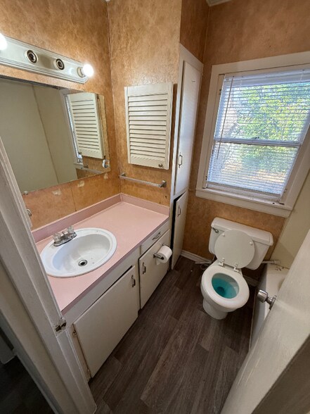 Building Photo - 214 Choice St