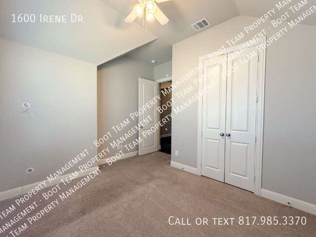 Building Photo - 1600 Irene Dr